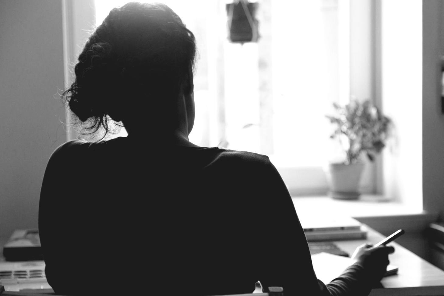 Дикое животное в естественной среде обитания во время утренней съёмки